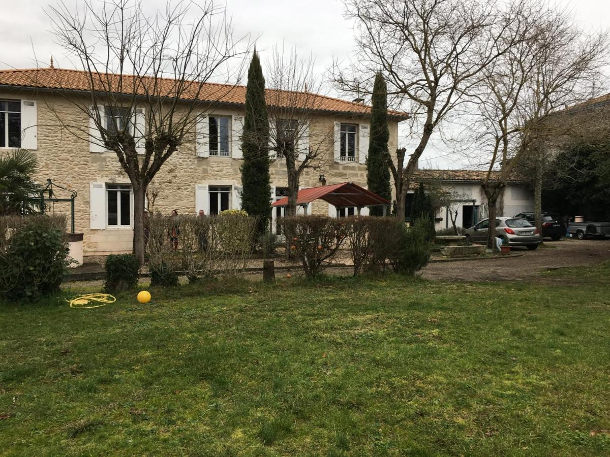 Bed and Breakfast Bienvenue Chez Suzy Saint-Quentin-de-Baron Zewnętrze zdjęcie